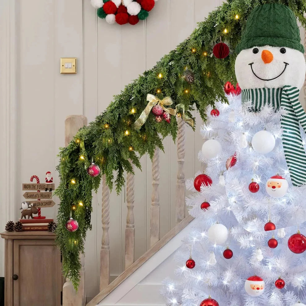 HolidayCharm | Vorverlichte Cedar Weihnachtsgirlande