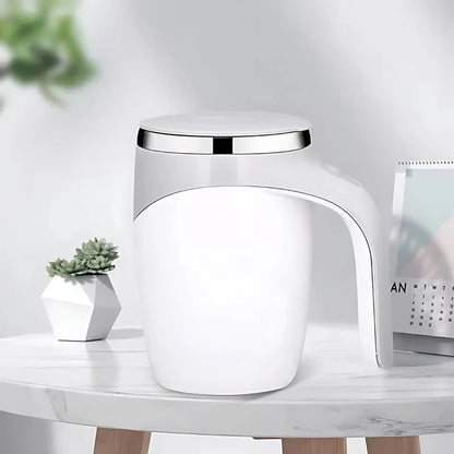 AutoMug | Magnetischer Selbstmisch-Becher  Ein Knopfdruck und genießen