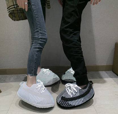 CosySneak | Warme Unisex Sneaker Hausschuhe mit Plüschfutter