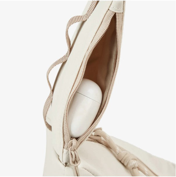 SkySoft Hobo | Leichte Tasche mit weichem Cloud Design