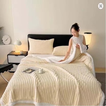 SnuggleSoft | Luxus Coral Fleece Decke für Wohlige Momente zu Hause