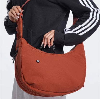 SkySoft Hobo | Leichte Tasche mit weichem Cloud Design