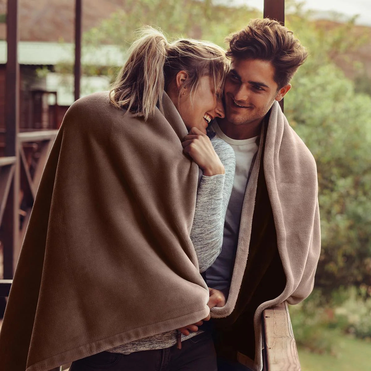 ActionHeat | Tragbare Beheizte Kuscheldecke