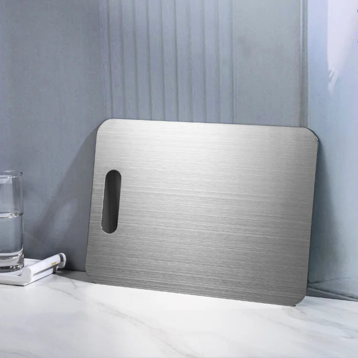 TitanBoards | 100% Reines Titan Schneidebrett