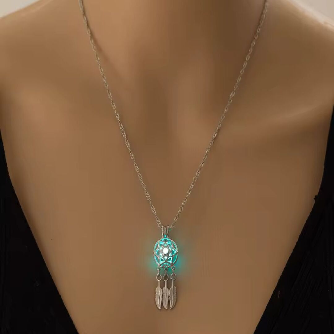 SoulGlow | Leuchtende Halskette mit Symbolischem Anhänger